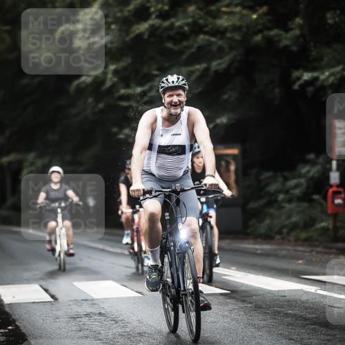 13.09.2026 - Stadtparktriathlon H.Heesch http://msf.ph/oto/10293106 13.09.2026 12:46:10 Radfahren 1052, 1065, 1082, 1158, 1269 meine-sportfotos.de