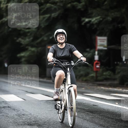 13.09.2026 - Stadtparktriathlon H.Heesch http://msf.ph/oto/10293136 13.09.2026 12:46:14 Radfahren 1052, 1082, 1158, 1269 meine-sportfotos.de