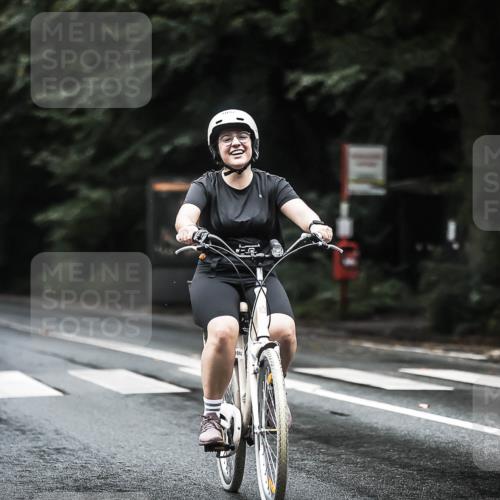 13.09.2026 - Stadtparktriathlon H.Heesch http://msf.ph/oto/10293139 13.09.2026 12:46:14 Radfahren 1052, 1082, 1158, 1269 meine-sportfotos.de