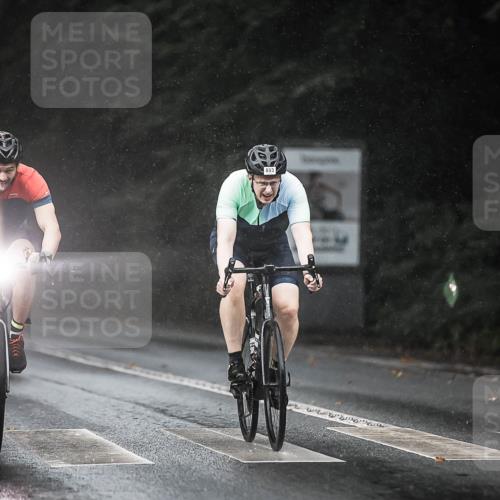 13.09.2026 - Stadtparktriathlon H.Heesch http://msf.ph/oto/10293145 13.09.2026 11:38:52 Radfahren 740, 776, 826, 835, 893, 905 meine-sportfotos.de