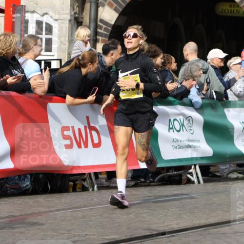13.09.2026 - 21. swb-Marathon Bremen Strokosch-Dieckow http://msf.ph/oto/10293148 13.09.2026 10:47:02 Ziel 10445, 10590, 10897, 11155, 12035, 12364, 12375, 13511, 10319, 10744, 11187, 11462, 11650, 11651, 11814, 12048, 12298, 12415, 12470, 13589, 13613 meine-sportfotos.de