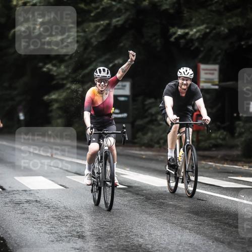 13.09.2026 - Stadtparktriathlon H.Heesch http://msf.ph/oto/10293152 13.09.2026 12:46:22 Radfahren 1098, 1101, 1115, 1204 meine-sportfotos.de