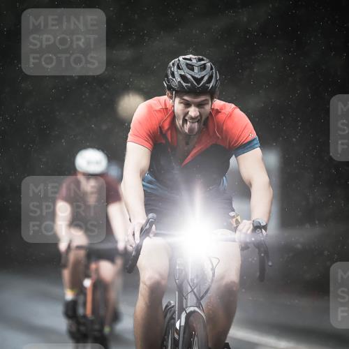 13.09.2026 - Stadtparktriathlon H.Heesch http://msf.ph/oto/10293159 13.09.2026 11:38:53 Radfahren 740, 776, 826, 835, 893, 905 meine-sportfotos.de