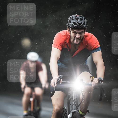 13.09.2026 - Stadtparktriathlon H.Heesch http://msf.ph/oto/10293163 13.09.2026 11:38:53 Radfahren 740, 776, 826, 835, 893, 905 meine-sportfotos.de