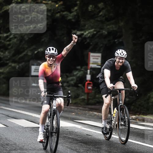 13.09.2026 - Stadtparktriathlon H.Heesch http://msf.ph/oto/10293164 13.09.2026 12:46:22 Radfahren 1098, 1101, 1115, 1204 meine-sportfotos.de