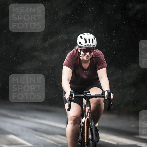 13.09.2026 - Stadtparktriathlon H.Heesch http://msf.ph/oto/10293178 13.09.2026 11:38:54 Radfahren 740, 776, 826, 835, 893, 905 meine-sportfotos.de
