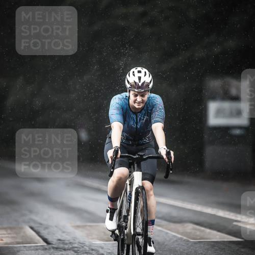 13.09.2026 - Stadtparktriathlon H.Heesch http://msf.ph/oto/10293195 13.09.2026 11:38:55 Radfahren 740, 776, 781, 826, 835, 893, 905 meine-sportfotos.de