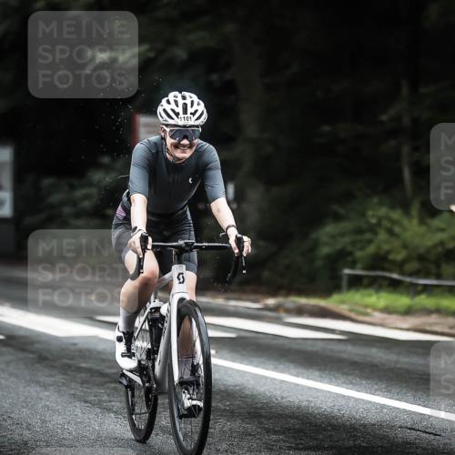 13.09.2026 - Stadtparktriathlon H.Heesch http://msf.ph/oto/10293204 13.09.2026 12:46:25 Radfahren 1098, 1101, 1115, 1140, 1193, 1204 meine-sportfotos.de