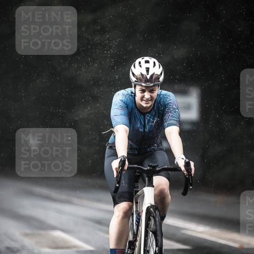 13.09.2026 - Stadtparktriathlon H.Heesch http://msf.ph/oto/10293205 13.09.2026 11:38:56 Radfahren 740, 781, 826, 835, 893, 905 meine-sportfotos.de