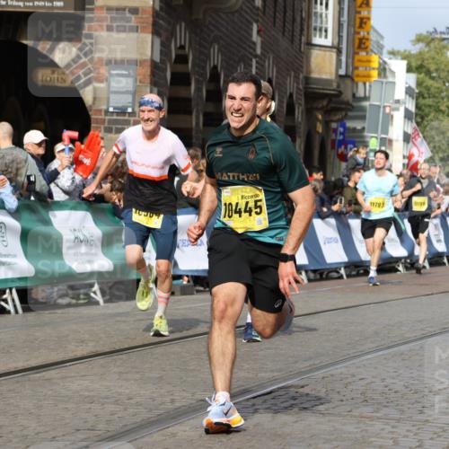 13.09.2026 - 21. swb-Marathon Bremen Strokosch-Dieckow http://msf.ph/oto/10293215 13.09.2026 10:47:03 Ziel 10445, 10590, 11155, 12035, 12364, 12375, 13511, 10319, 10744, 11187, 11462, 11650, 11651, 11814, 12048, 12298, 12415, 12470, 13528, 13589, 13613 meine-sportfotos.de