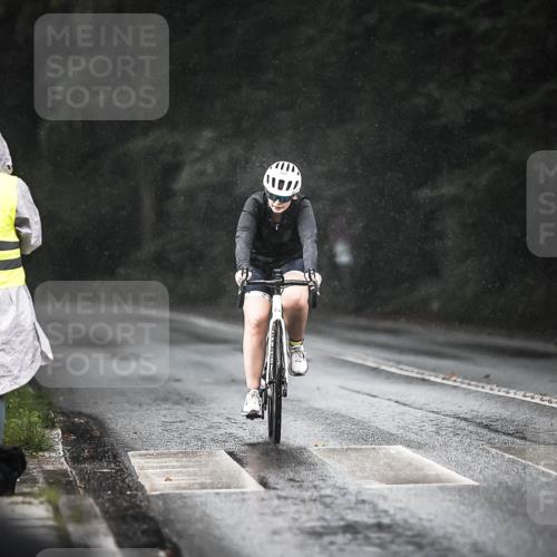 13.09.2026 - Stadtparktriathlon H.Heesch http://msf.ph/oto/10293216 13.09.2026 11:38:59 Radfahren 740, 781, 826, 835, 893 meine-sportfotos.de
