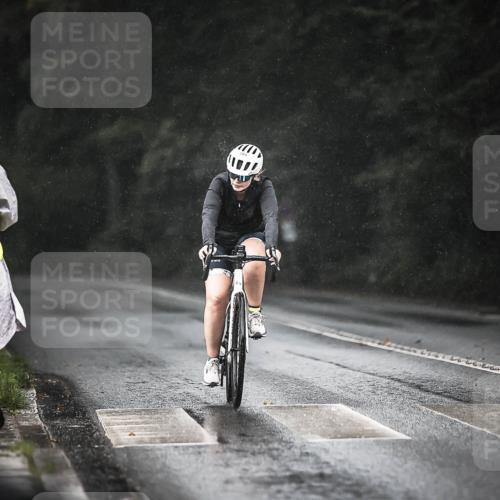 13.09.2026 - Stadtparktriathlon H.Heesch http://msf.ph/oto/10293219 13.09.2026 11:38:59 Radfahren 740, 781, 826, 835, 893 meine-sportfotos.de