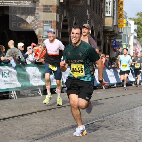 13.09.2026 - 21. swb-Marathon Bremen Strokosch-Dieckow http://msf.ph/oto/10293230 13.09.2026 10:47:03 Ziel 10445, 10590, 11155, 12035, 12364, 12375, 13511, 10319, 10744, 11187, 11462, 11650, 11651, 11814, 12048, 12298, 12415, 12470, 13528, 13589, 13613 meine-sportfotos.de