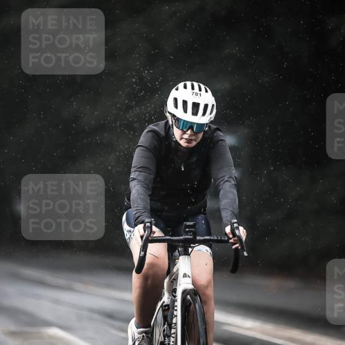 13.09.2026 - Stadtparktriathlon H.Heesch http://msf.ph/oto/10293239 13.09.2026 11:39:00 Radfahren 740, 781, 826, 835 meine-sportfotos.de