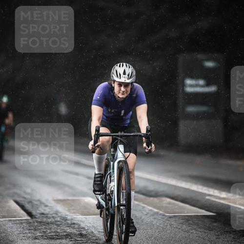 13.09.2026 - Stadtparktriathlon H.Heesch http://msf.ph/oto/10293254 13.09.2026 11:39:15 Radfahren 741, 800, 870 meine-sportfotos.de