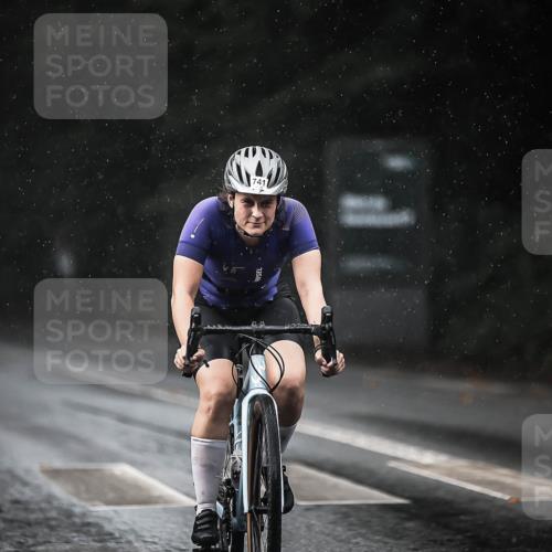 13.09.2026 - Stadtparktriathlon H.Heesch http://msf.ph/oto/10293260 13.09.2026 11:39:15 Radfahren 741, 800, 870 meine-sportfotos.de
