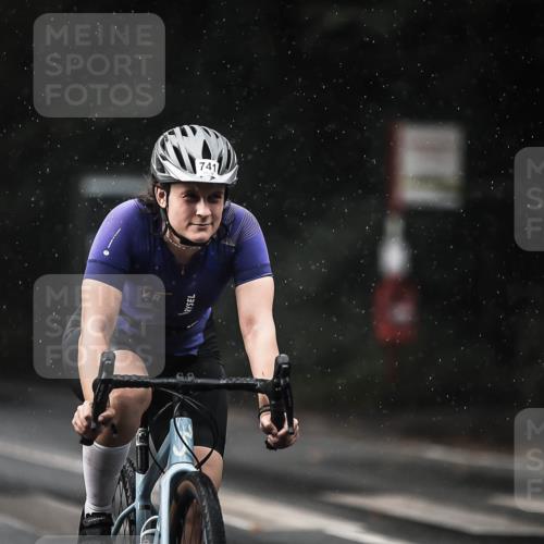 13.09.2026 - Stadtparktriathlon H.Heesch http://msf.ph/oto/10293275 13.09.2026 11:39:16 Radfahren 741, 800, 865, 870 meine-sportfotos.de