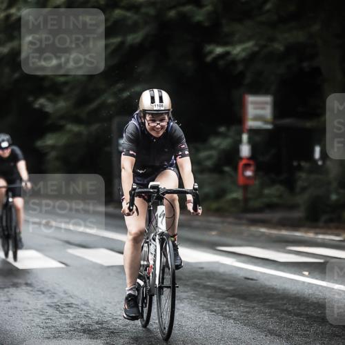 13.09.2026 - Stadtparktriathlon H.Heesch http://msf.ph/oto/10293299 13.09.2026 12:46:34 Radfahren 1076, 1108, 1111, 1115, 1140, 1149, 1152, 1179, 1193, 1299 meine-sportfotos.de