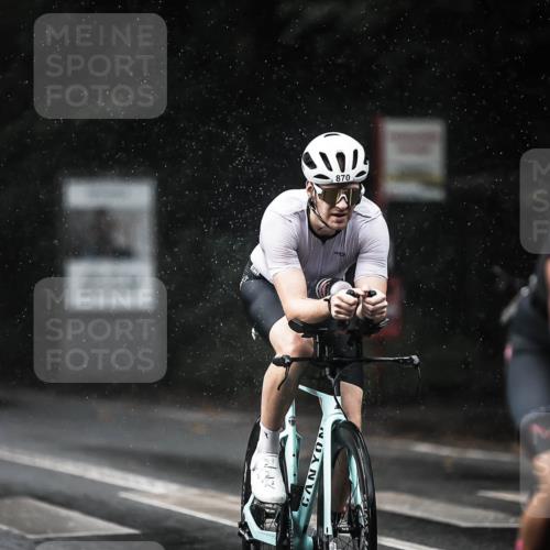 13.09.2026 - Stadtparktriathlon H.Heesch http://msf.ph/oto/10293300 13.09.2026 11:39:20 Radfahren 653, 741, 800, 859, 865, 870 meine-sportfotos.de