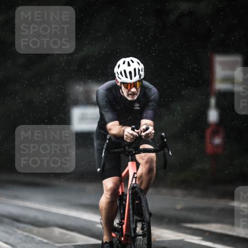 13.09.2026 - Stadtparktriathlon H.Heesch http://msf.ph/oto/10293338 13.09.2026 11:39:23 Radfahren 653, 800, 859, 865, 870 meine-sportfotos.de