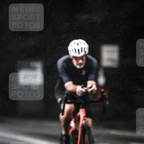 13.09.2026 - Stadtparktriathlon H.Heesch http://msf.ph/oto/10293345 13.09.2026 11:39:23 Radfahren 653, 800, 859, 865, 870 meine-sportfotos.de