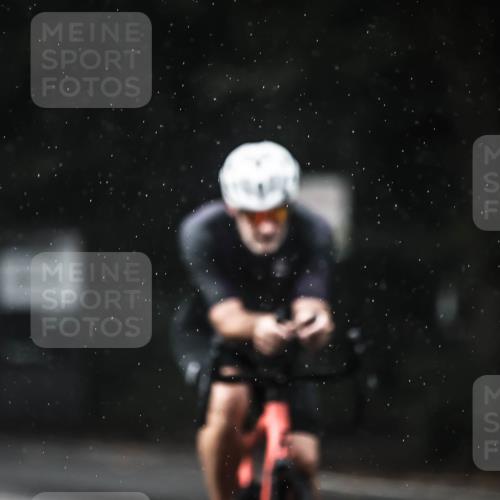13.09.2026 - Stadtparktriathlon H.Heesch http://msf.ph/oto/10293351 13.09.2026 11:39:23 Radfahren 653, 800, 859, 865, 870 meine-sportfotos.de