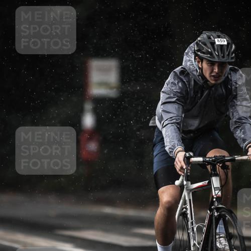 13.09.2026 - Stadtparktriathlon H.Heesch http://msf.ph/oto/10293392 13.09.2026 11:39:25 Radfahren 653, 800, 859, 865, 870 meine-sportfotos.de