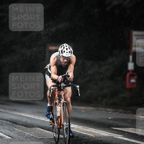 13.09.2026 - Stadtparktriathlon H.Heesch http://msf.ph/oto/10293405 13.09.2026 11:39:32 Radfahren 737, 757, 825, 917 meine-sportfotos.de