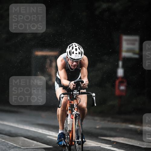 13.09.2026 - Stadtparktriathlon H.Heesch http://msf.ph/oto/10293416 13.09.2026 11:39:32 Radfahren 737, 757, 825, 917 meine-sportfotos.de