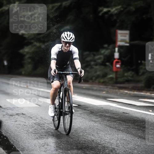 13.09.2026 - Stadtparktriathlon H.Heesch http://msf.ph/oto/10293446 13.09.2026 12:46:48 Radfahren 1072, 1083, 1114, 1146, 1214, 1273, 1294 meine-sportfotos.de