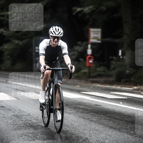 13.09.2026 - Stadtparktriathlon H.Heesch http://msf.ph/oto/10293450 13.09.2026 12:46:48 Radfahren 1072, 1083, 1114, 1146, 1214, 1273, 1294 meine-sportfotos.de