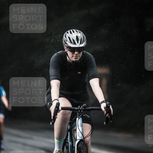 13.09.2026 - Stadtparktriathlon H.Heesch http://msf.ph/oto/10293456 13.09.2026 11:39:34 Radfahren 737, 757, 825, 917 meine-sportfotos.de