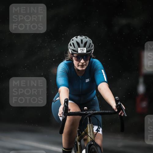 13.09.2026 - Stadtparktriathlon H.Heesch http://msf.ph/oto/10293482 13.09.2026 11:39:36 Radfahren 618, 737, 757, 825, 858, 917 meine-sportfotos.de