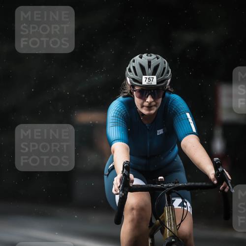 13.09.2026 - Stadtparktriathlon H.Heesch http://msf.ph/oto/10293485 13.09.2026 11:39:36 Radfahren 618, 737, 757, 825, 858, 917 meine-sportfotos.de
