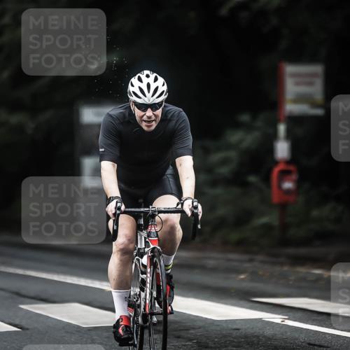 13.09.2026 - Stadtparktriathlon H.Heesch http://msf.ph/oto/10293496 13.09.2026 12:46:55 Radfahren 1162, 1189, 1214, 1218 meine-sportfotos.de