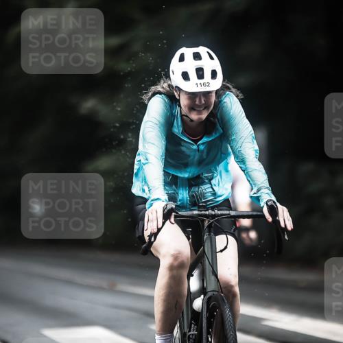 13.09.2026 - Stadtparktriathlon H.Heesch http://msf.ph/oto/10293514 13.09.2026 12:46:56 Radfahren 1162, 1189, 1218 meine-sportfotos.de