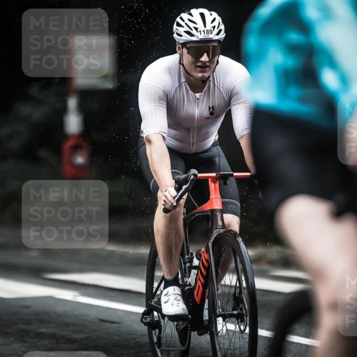13.09.2026 - Stadtparktriathlon H.Heesch http://msf.ph/oto/10293521 13.09.2026 12:46:57 Radfahren 1162, 1189, 1218 meine-sportfotos.de