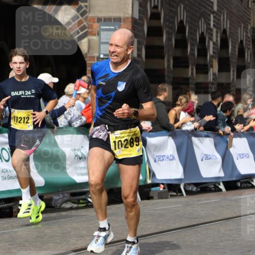 13.09.2026 - 21. swb-Marathon Bremen Strokosch-Dieckow http://msf.ph/oto/10293532 13.09.2026 10:47:07 Ziel 10289, 10445, 10504, 10590, 11155, 11199, 11661, 11783, 12364, 12375, 10319, 10744, 10898, 11187, 11269, 11462, 11650, 11651, 11814, 12048, 12195, 12298, 13528, 13545, 13589 meine-sportfotos.de