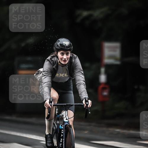 13.09.2026 - Stadtparktriathlon H.Heesch http://msf.ph/oto/10293538 13.09.2026 12:47:04 Radfahren 1133, 1174, 1262 meine-sportfotos.de