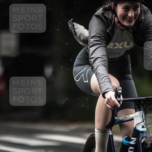 13.09.2026 - Stadtparktriathlon H.Heesch http://msf.ph/oto/10293563 13.09.2026 12:47:05 Radfahren 1133, 1174, 1262 meine-sportfotos.de