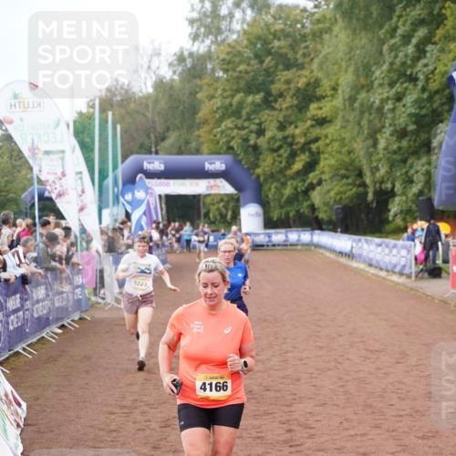 13.09.2026 - Airport Race Dennis Weichert http://msf.ph/oto/10293589 13.09.2026 10:32:49 Ziel 4166, 5019, 5223, 5225, 5324 meine-sportfotos.de