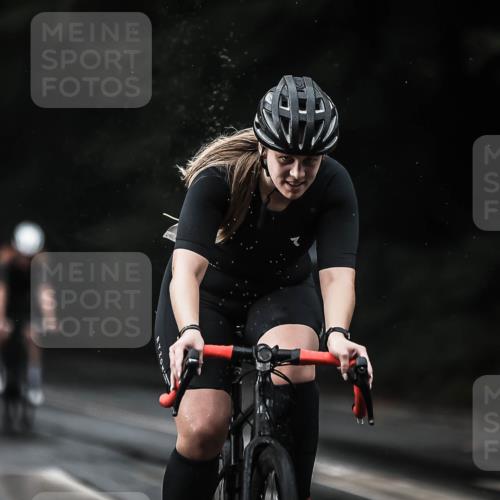 13.09.2026 - Stadtparktriathlon H.Heesch http://msf.ph/oto/10293597 13.09.2026 11:39:56 Radfahren 748, 752, 785, 831, 842 meine-sportfotos.de