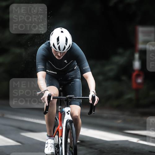 13.09.2026 - Stadtparktriathlon H.Heesch http://msf.ph/oto/10293601 13.09.2026 12:47:11 Radfahren 1174, 1262 meine-sportfotos.de