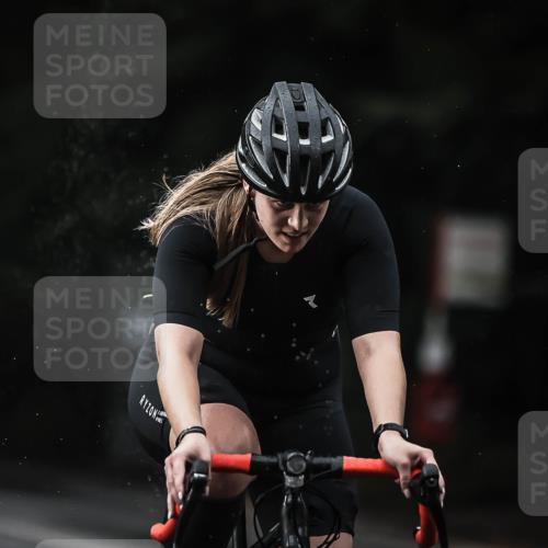 13.09.2026 - Stadtparktriathlon H.Heesch http://msf.ph/oto/10293605 13.09.2026 11:39:56 Radfahren 748, 752, 785, 831, 842 meine-sportfotos.de