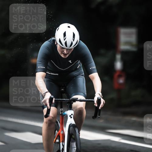 13.09.2026 - Stadtparktriathlon H.Heesch http://msf.ph/oto/10293606 13.09.2026 12:47:11 Radfahren 1174, 1262 meine-sportfotos.de