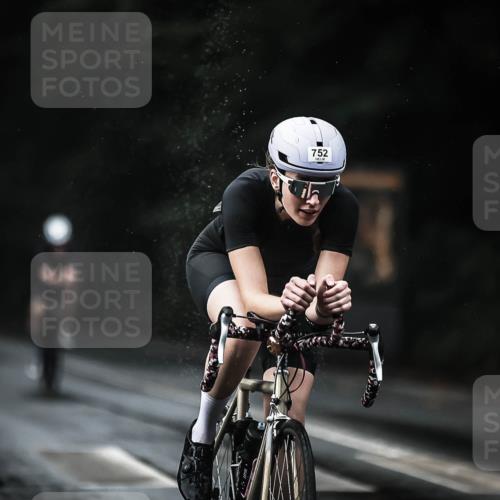 13.09.2026 - Stadtparktriathlon H.Heesch http://msf.ph/oto/10293635 13.09.2026 11:40:01 Radfahren 748, 752, 785, 787, 842, 857, 935 meine-sportfotos.de