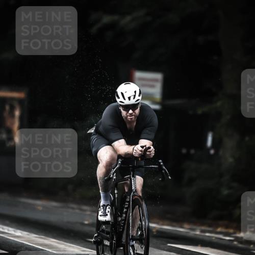13.09.2026 - Stadtparktriathlon H.Heesch http://msf.ph/oto/10293661 13.09.2026 11:40:03 Radfahren 752, 779, 785, 787, 842, 857, 935, 948 meine-sportfotos.de