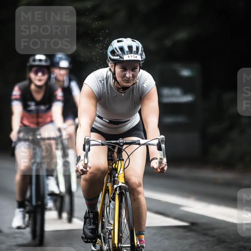 13.09.2026 - Stadtparktriathlon H.Heesch http://msf.ph/oto/10293717 13.09.2026 12:47:31 Radfahren 1105, 1154, 1164, 1176, 1202, 1217 meine-sportfotos.de