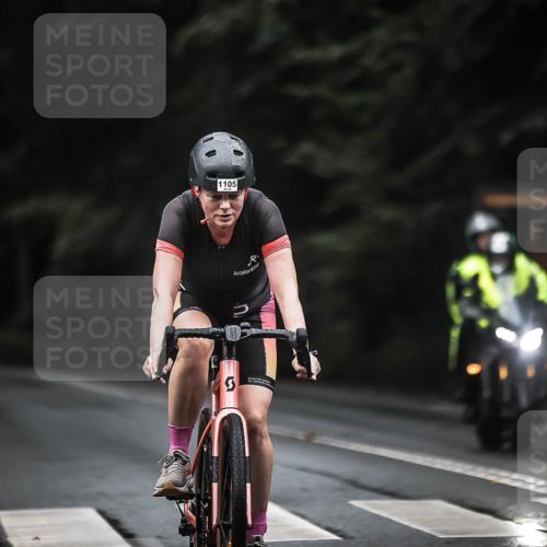 13.09.2026 - Stadtparktriathlon H.Heesch http://msf.ph/oto/10293740 13.09.2026 12:47:37 Radfahren 1105, 1164, 1202 meine-sportfotos.de
