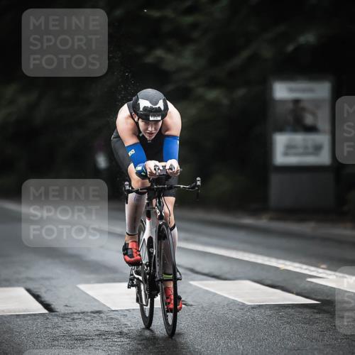 13.09.2026 - Stadtparktriathlon H.Heesch http://msf.ph/oto/10293770 13.09.2026 12:47:49 Radfahren 1208, 1308 meine-sportfotos.de